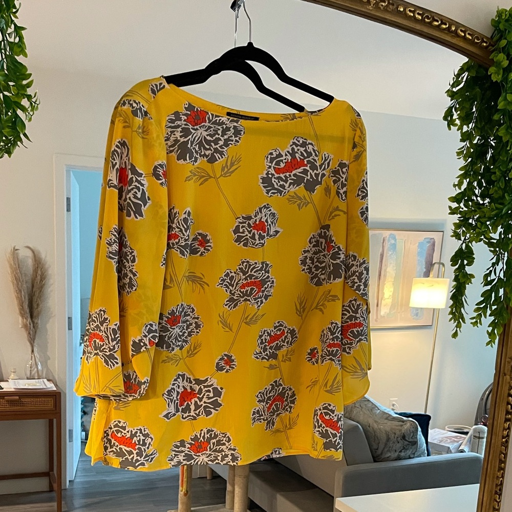 Banana Republic Bright Business Casual Blouse